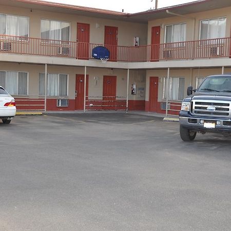 Budget Inn Snyder Exterior photo